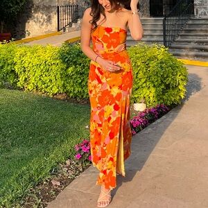 Lulus Vibrant Floral Strapless Maxi Dress with scarf